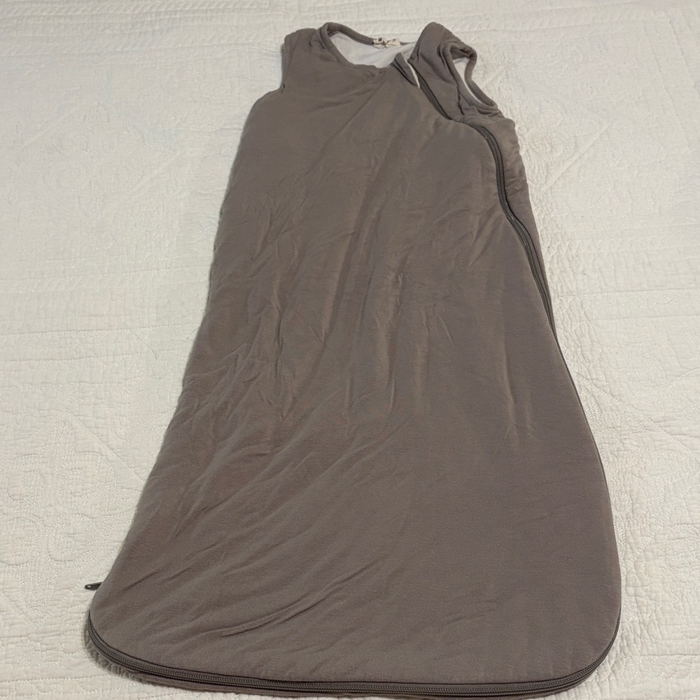 Kyte BABY Cream and Brown Garment